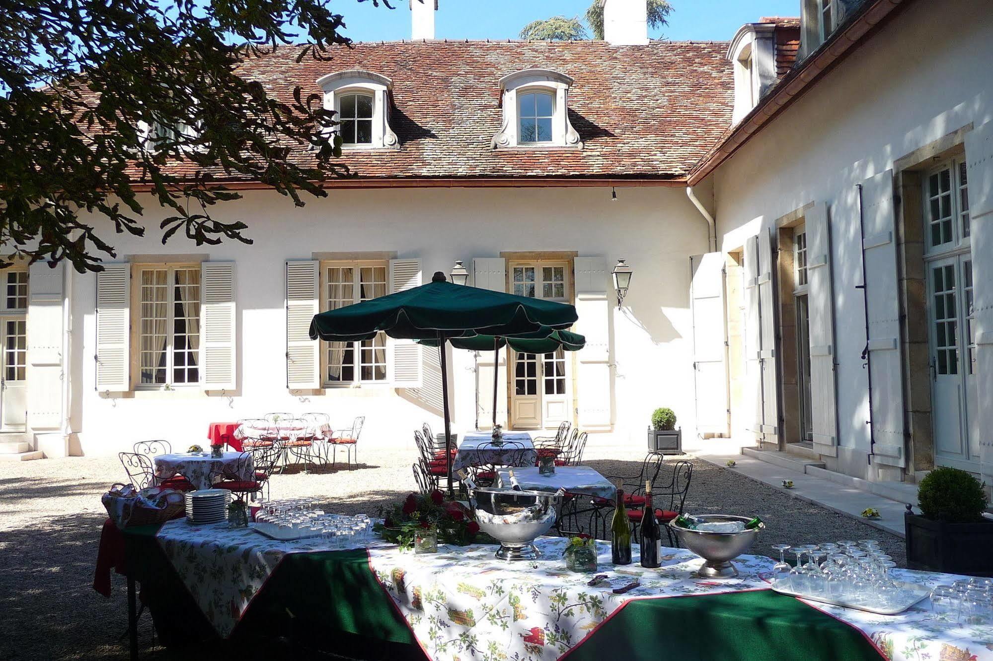 Chateau Du Petit Musigny A Chambolle Exterior foto